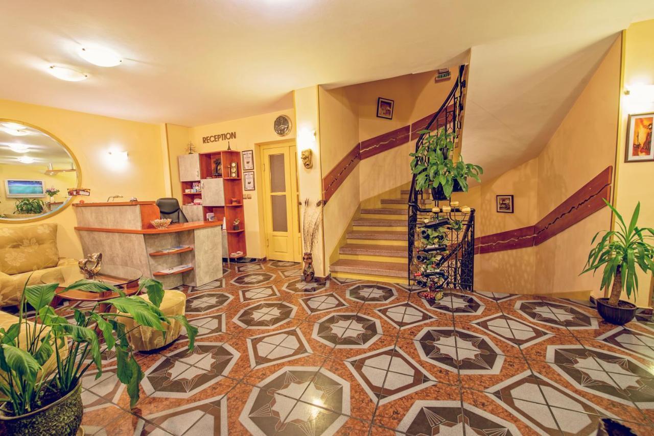 Hotel Color Varna Dış mekan fotoğraf