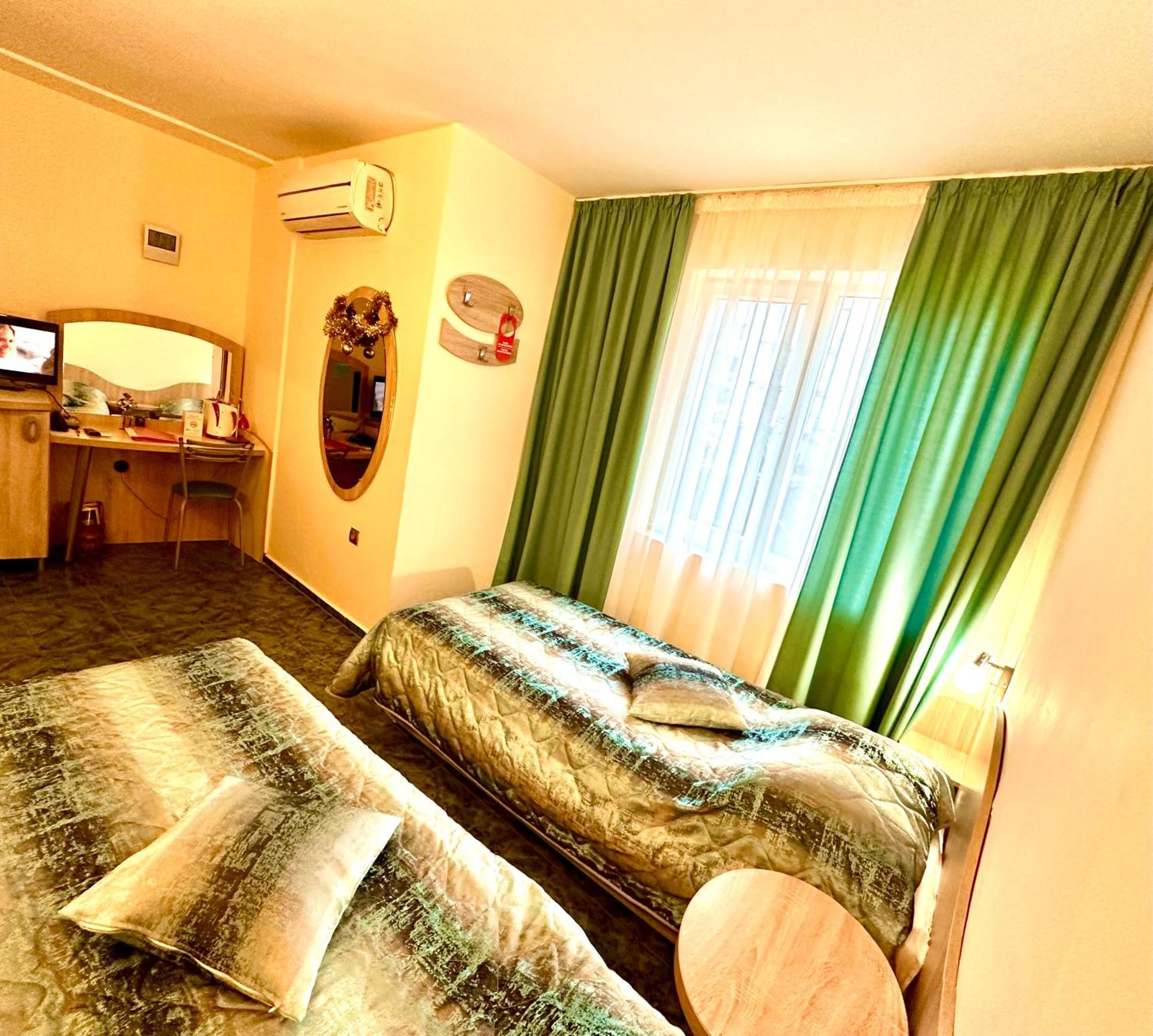 Hotel Color Varna Dış mekan fotoğraf