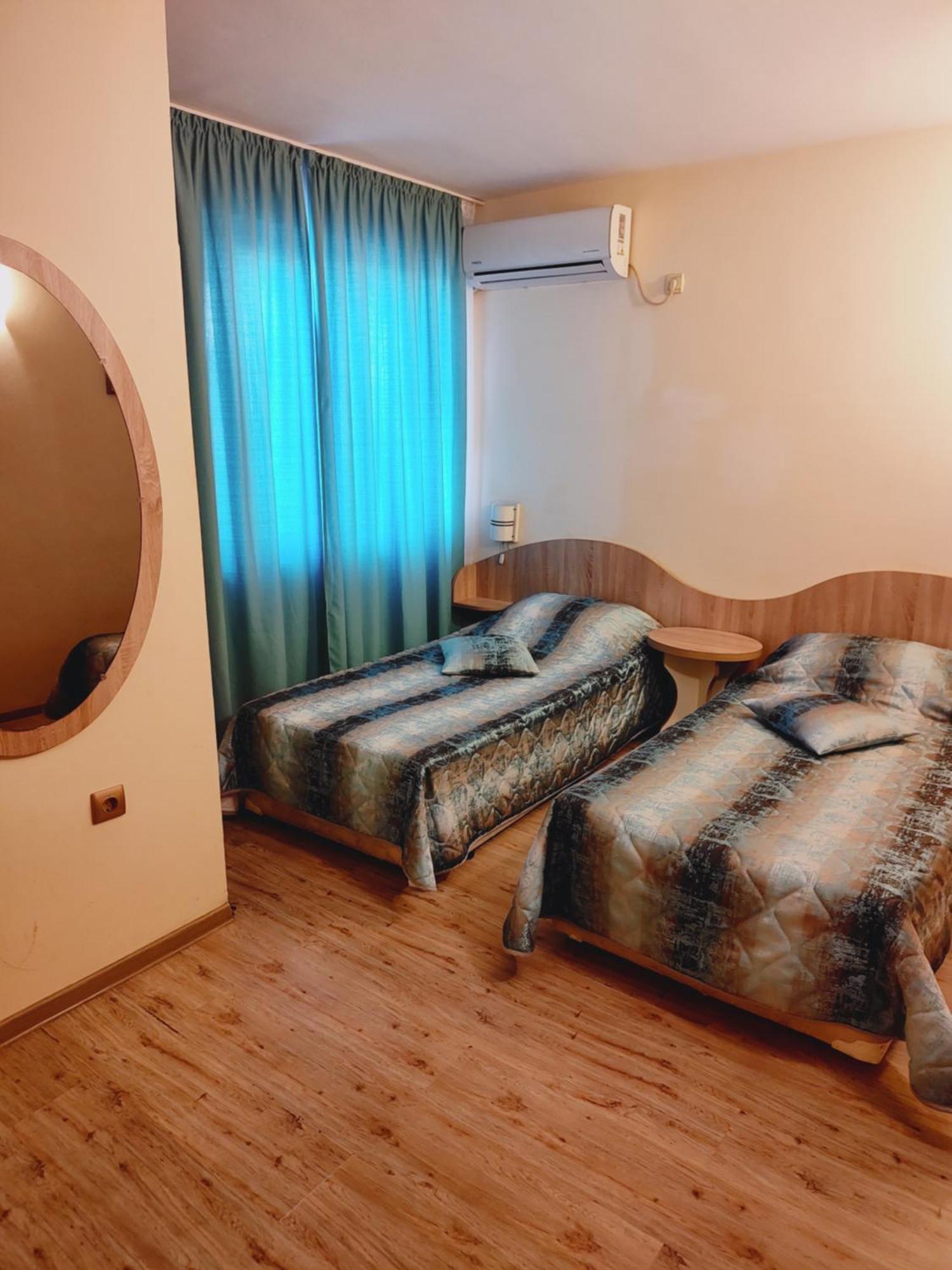 Hotel Color Varna Oda fotoğraf