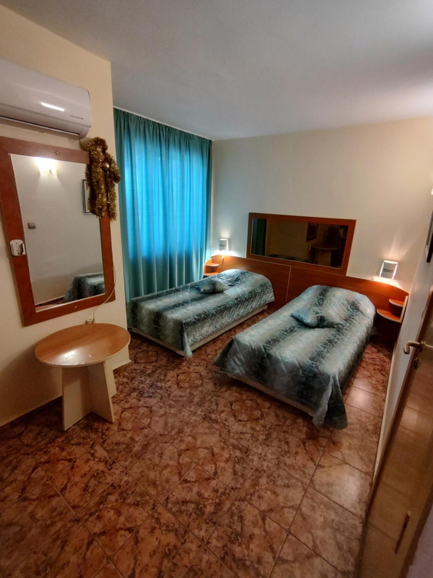 Hotel Color Varna Oda fotoğraf